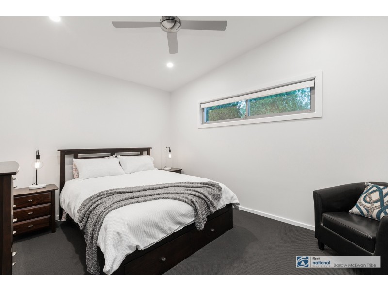 10 Frazer Avenue, Altona VIC 3018