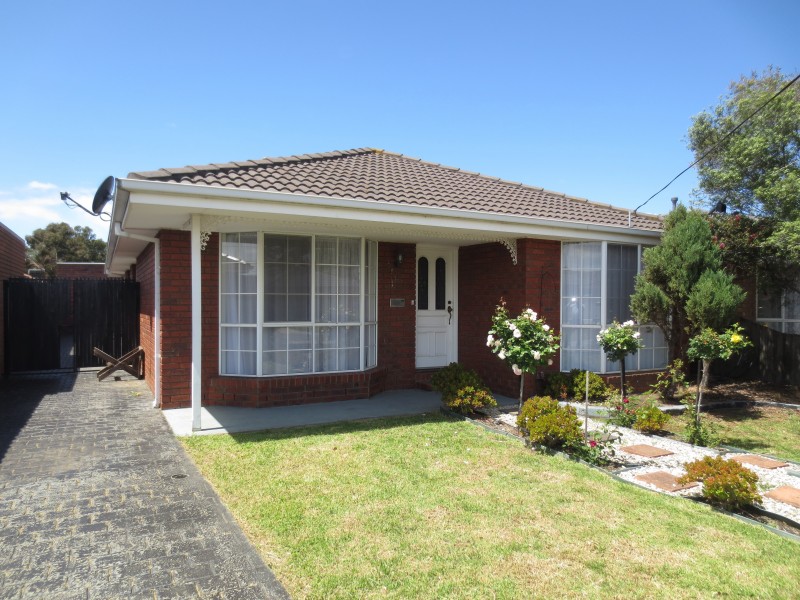 17 Dixon Crt, Altona Meadows VIC 3028