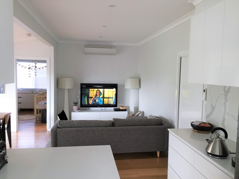 20 Seaview Crescent, Seaholme VIC 3018