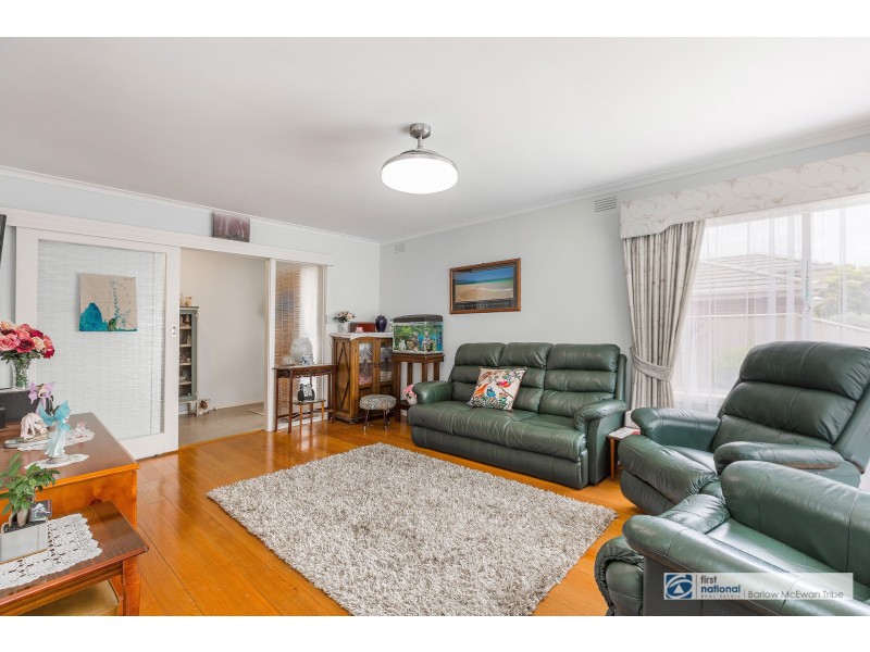 1B Curlew Avenue, Altona VIC 3018
