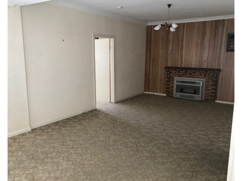 223 Civic Parade, Altona VIC 3018