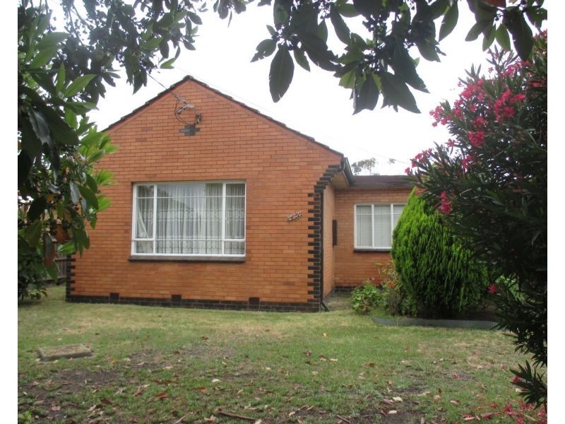 223 Civic Parade, Altona VIC 3018