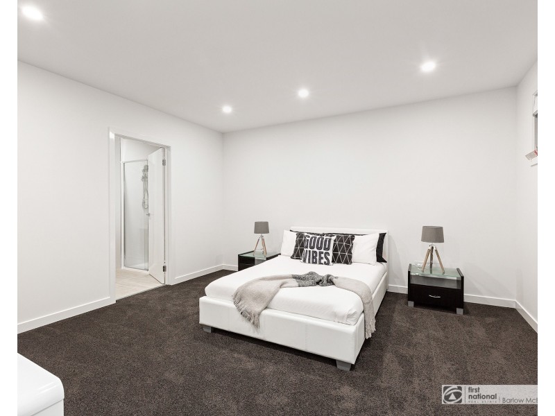 2/30 Kookaburra Street, Altona VIC 3018