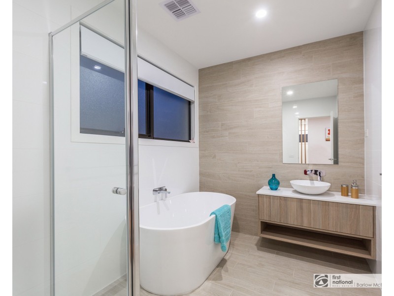 2/30 Kookaburra Street, Altona VIC 3018