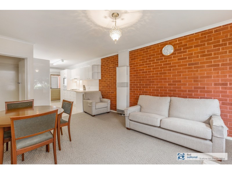 2/9 Sargood Street, Altona VIC 3018