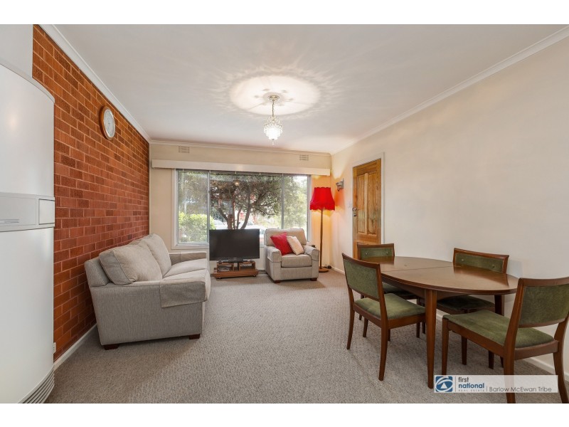 2/9 Sargood Street, Altona VIC 3018