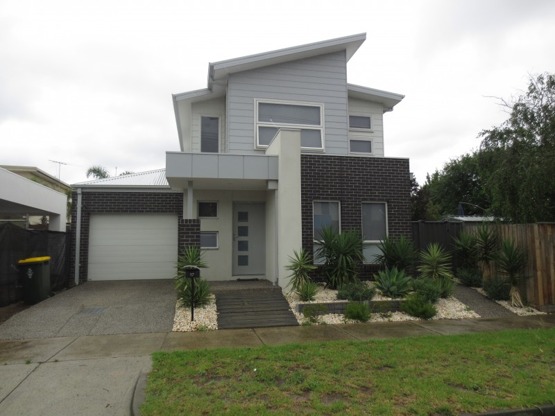 17 Manning St, Altona VIC 3018