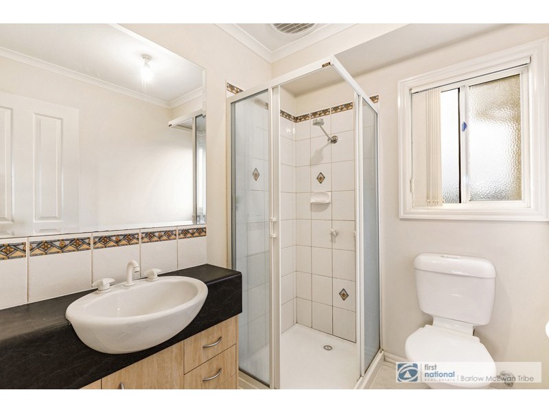 2/34 Bent Street, Altona VIC 3018