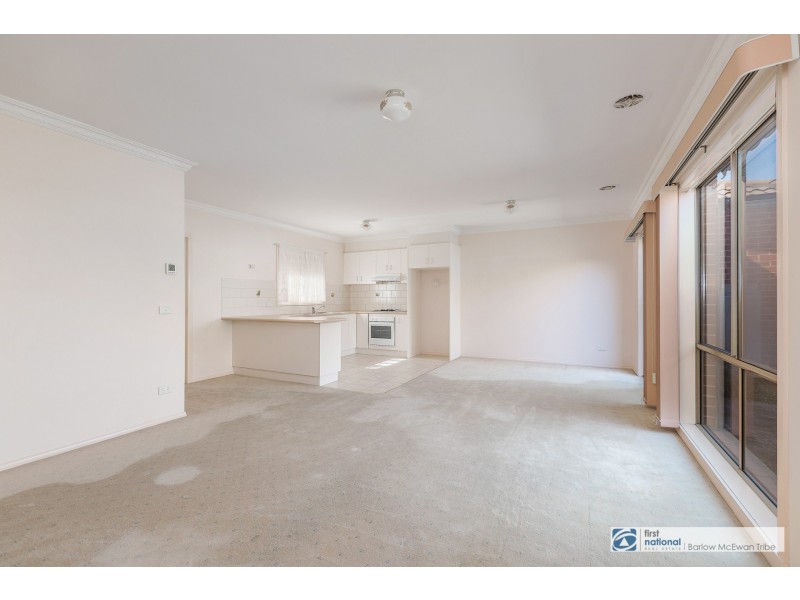 1/204 Civic Parade, Altona VIC 3018