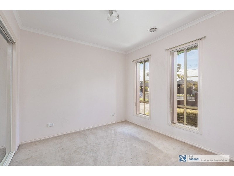 1/204 Civic Parade, Altona VIC 3018