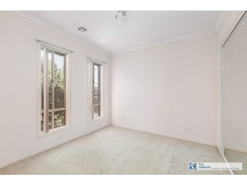 1/204 Civic Parade, Altona VIC 3018