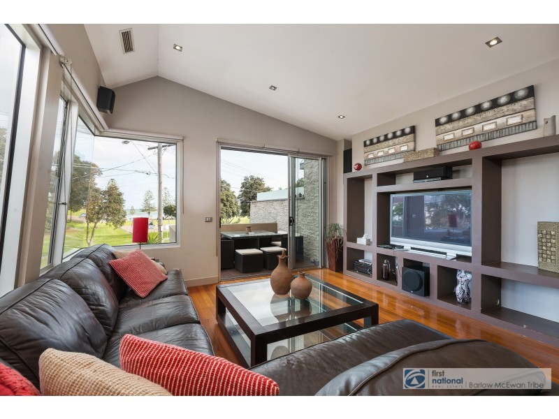 1/231 Queen Street, Altona VIC 3018