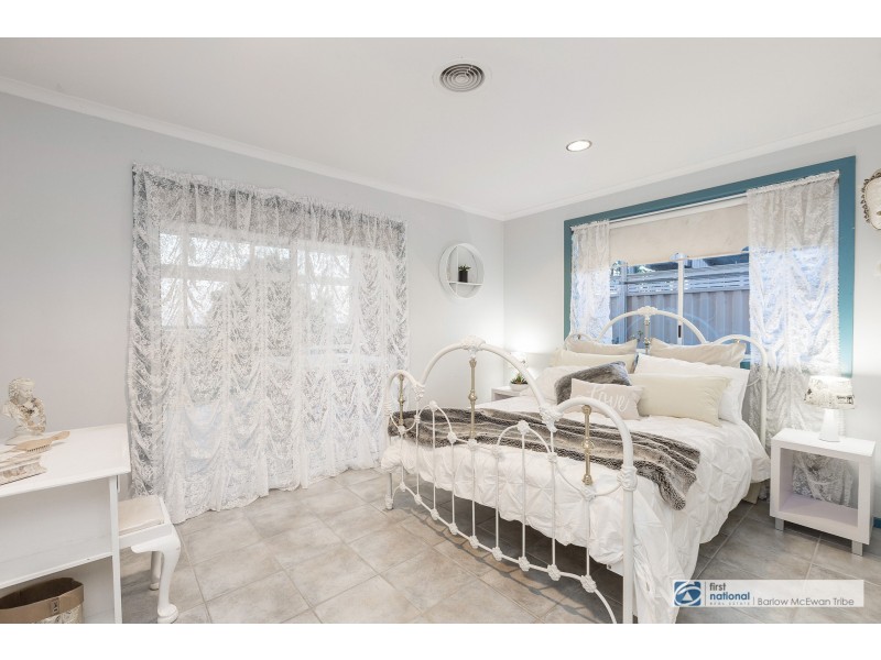 7 Hopkins Court, Altona Meadows VIC 3028