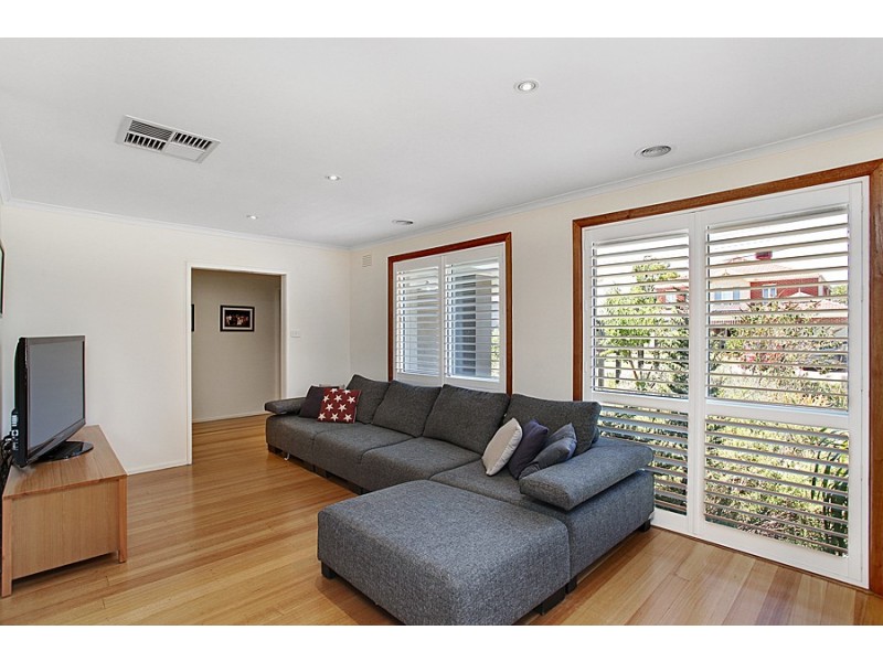 43 McIntyre Drive, Altona VIC 3018