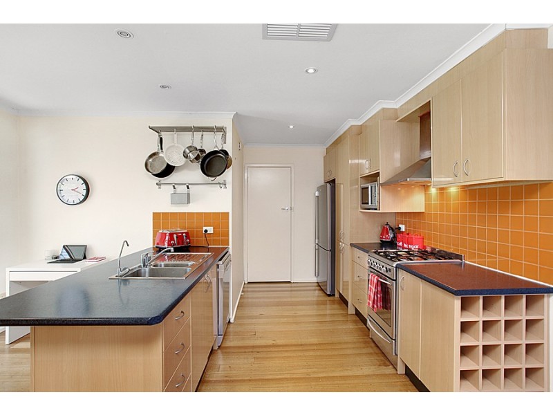 43 McIntyre Drive, Altona VIC 3018