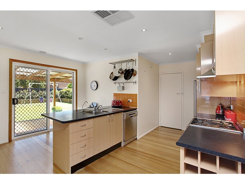 43 McIntyre Drive, Altona VIC 3018