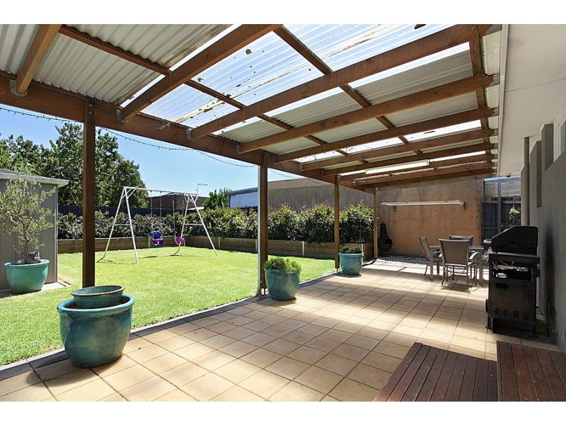 43 McIntyre Drive, Altona VIC 3018