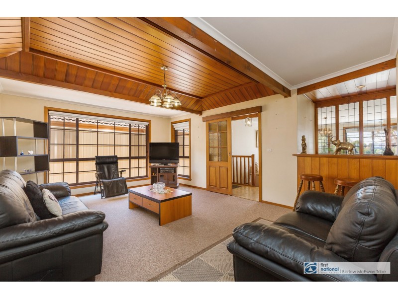 14 Emery Court, Altona VIC 3018