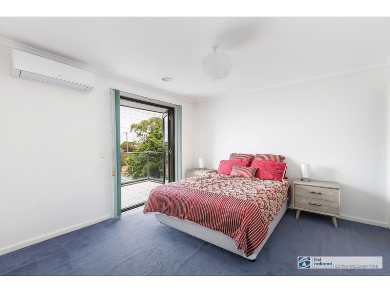 1/306 Blackshaws Road, Altona North VIC 3025