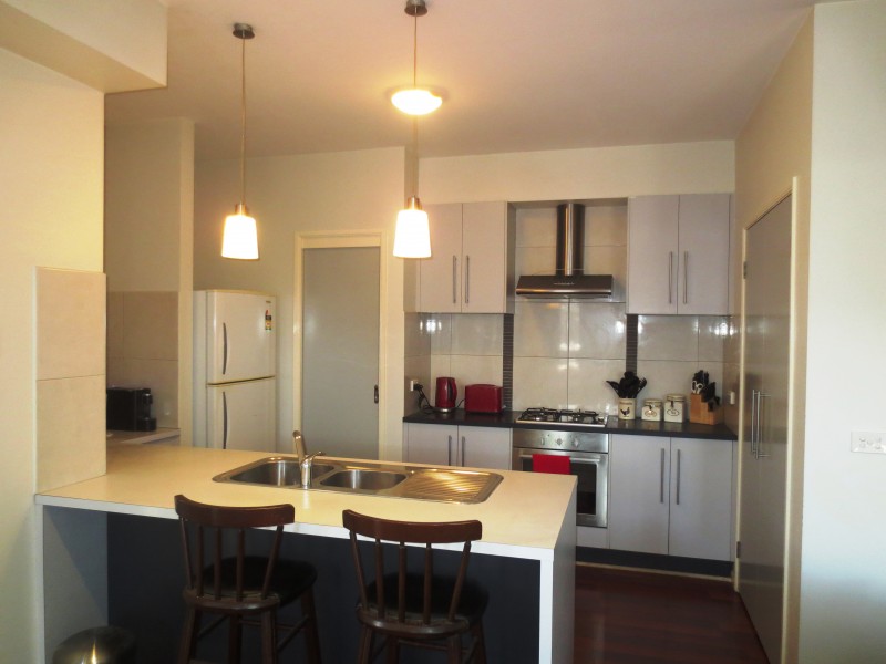 2/21 Spicer Boulevard, Altona Meadows VIC 3028