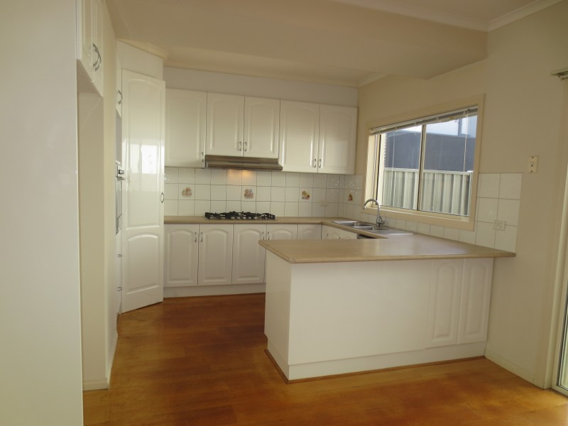 1/10 Mount St, Altona VIC 3018