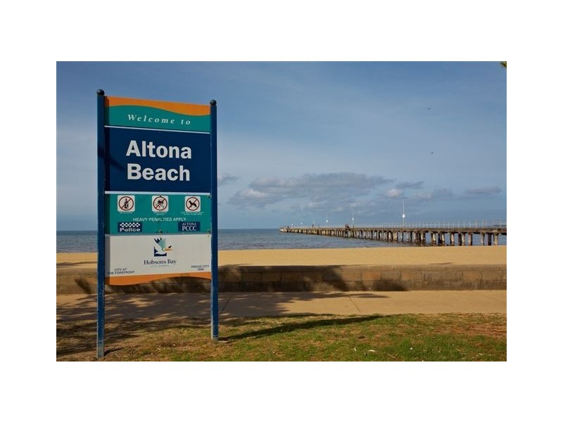 1/10 Mount St, Altona VIC 3018