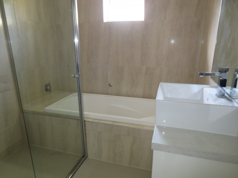 1/8 David St, Altona VIC 3018