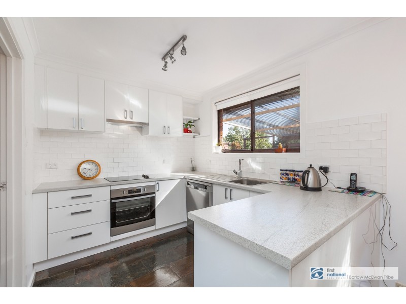 50 Central Avenue, Altona Meadows VIC 3028