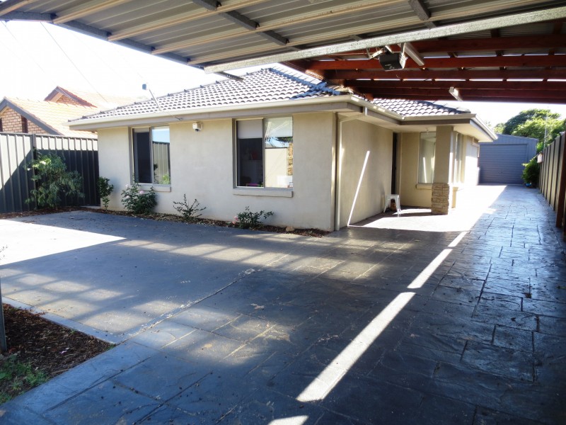 64 Ascot Street South, Altona Meadows VIC 3028