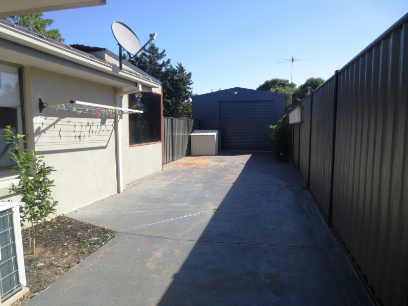 64 Ascot Street South, Altona Meadows VIC 3028