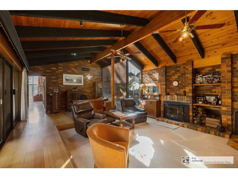 31 Bracken Grove, Altona VIC 3018