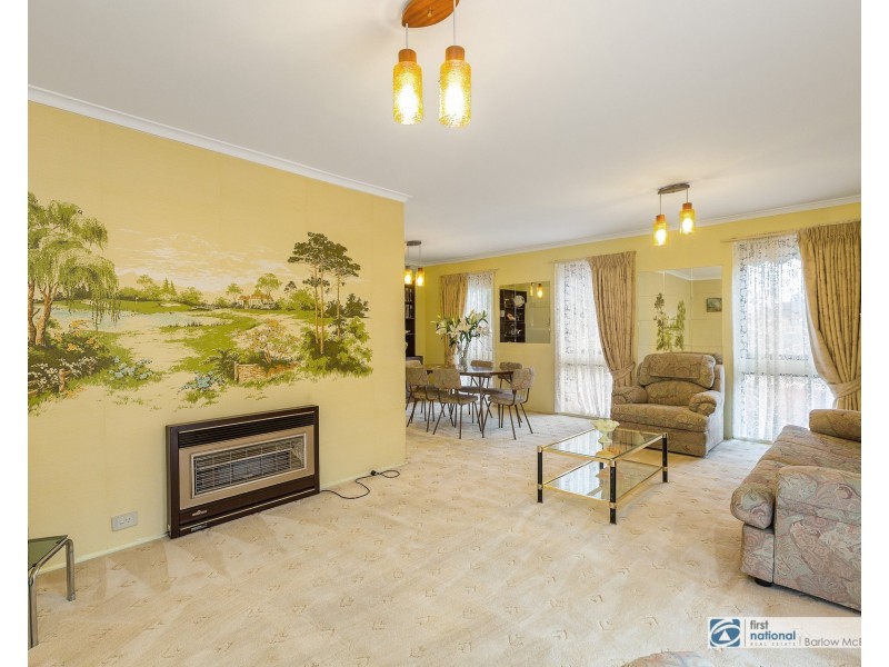 15 Merton Street, Altona Meadows VIC 3028