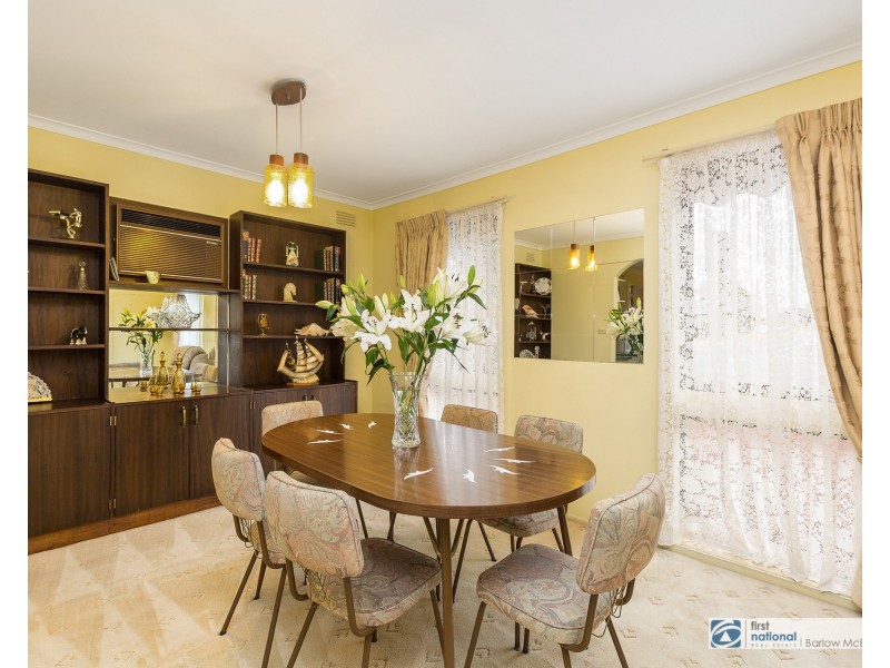 15 Merton Street, Altona Meadows VIC 3028