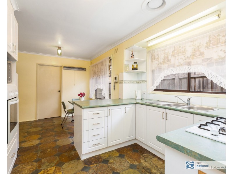 15 Merton Street, Altona Meadows VIC 3028