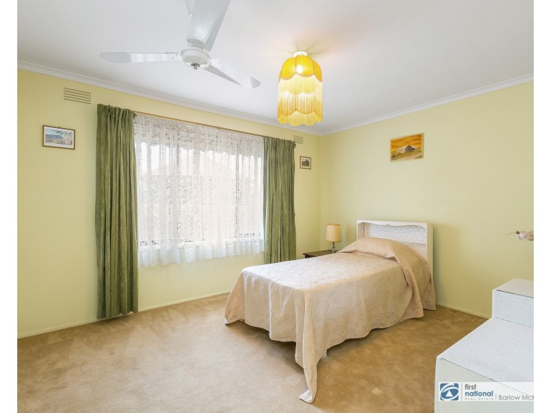 15 Merton Street, Altona Meadows VIC 3028