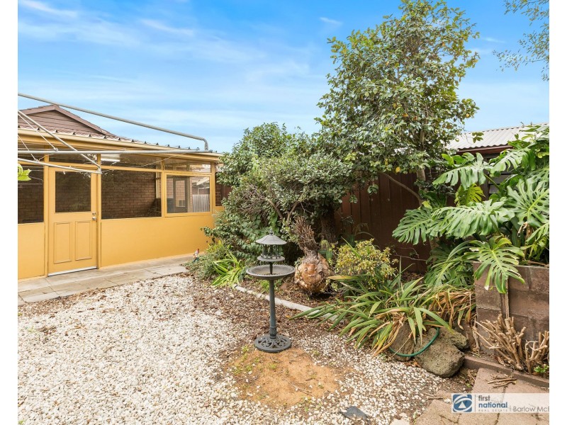 15 Merton Street, Altona Meadows VIC 3028