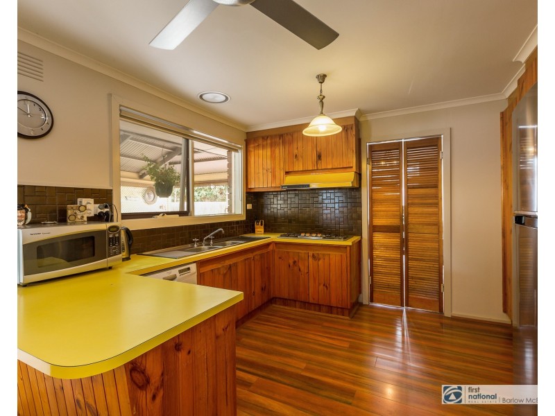 9 Laughton Court, Altona Meadows VIC 3028