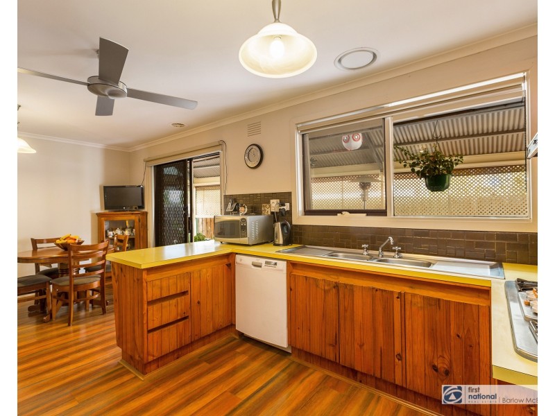 9 Laughton Court, Altona Meadows VIC 3028