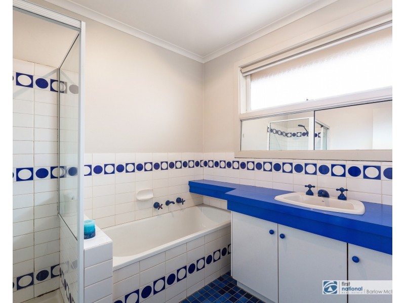 9 Laughton Court, Altona Meadows VIC 3028