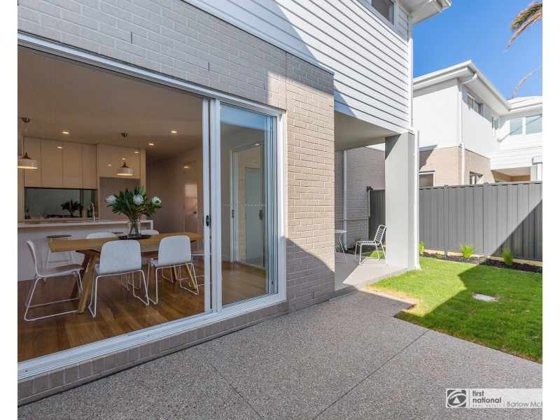 21a Rayner Street, Altona VIC 3018