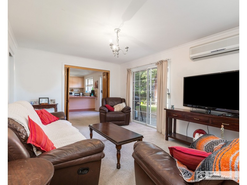 2/23 Lark Street, Altona VIC 3018