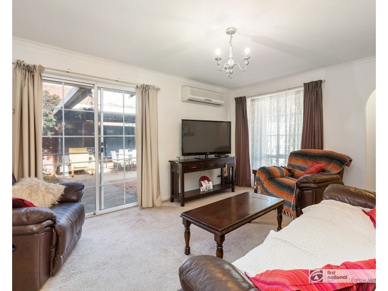 2/23 Lark Street, Altona VIC 3018