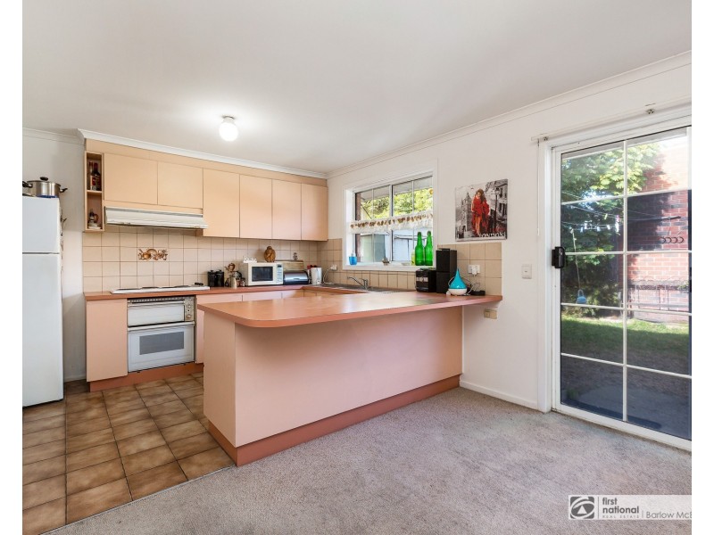 2/23 Lark Street, Altona VIC 3018