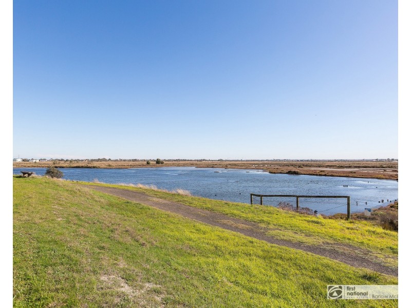 2/23 Lark Street, Altona VIC 3018