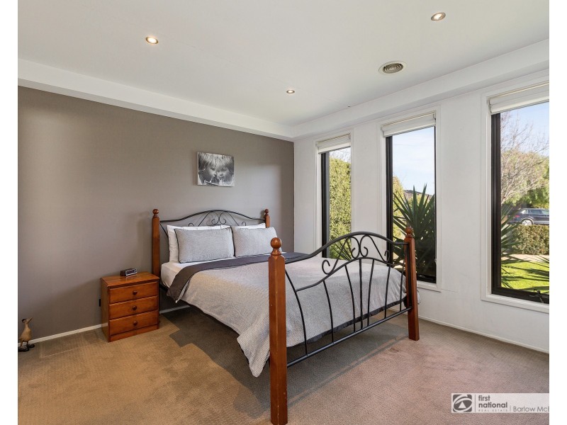 23 Neal Court, Altona North VIC 3025