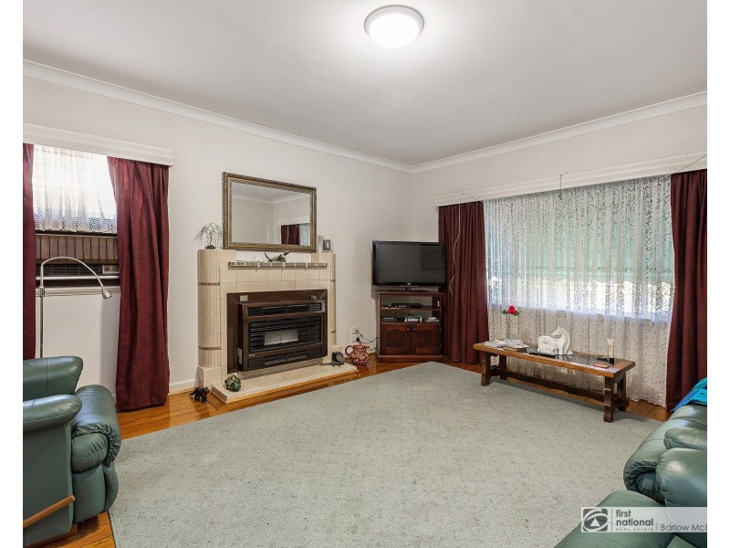 10 Gloucester Court, Seaholme VIC 3018
