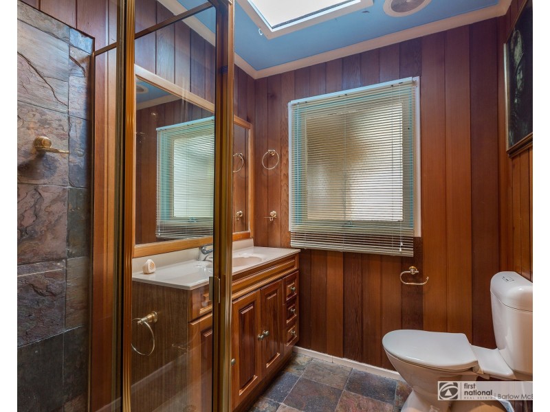 13 Merritt Court, Altona VIC 3018