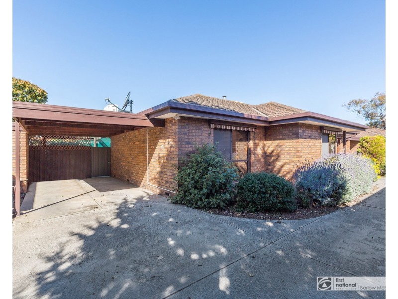 2/31 Linnet Street, Altona VIC 3018