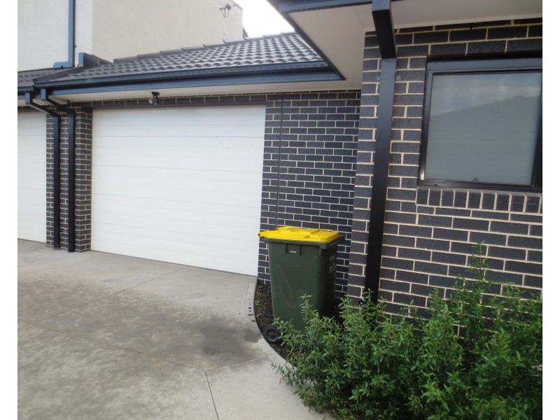 1/93 Cypress Avenue, Brooklyn VIC 3012