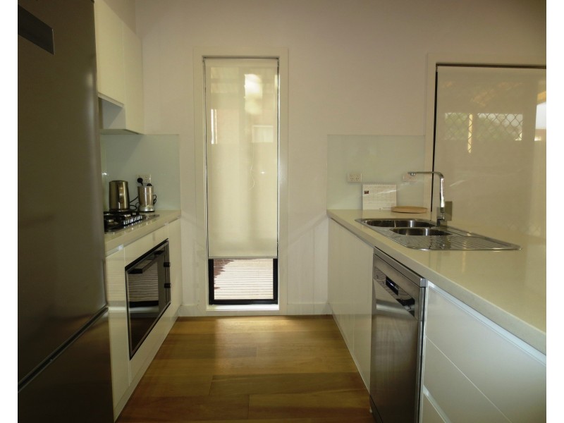 1/93 Cypress Avenue, Brooklyn VIC 3012
